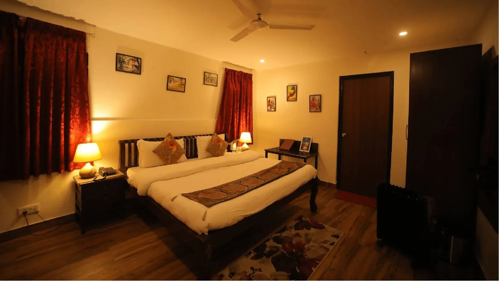 Himalayan View Luxury Cottage